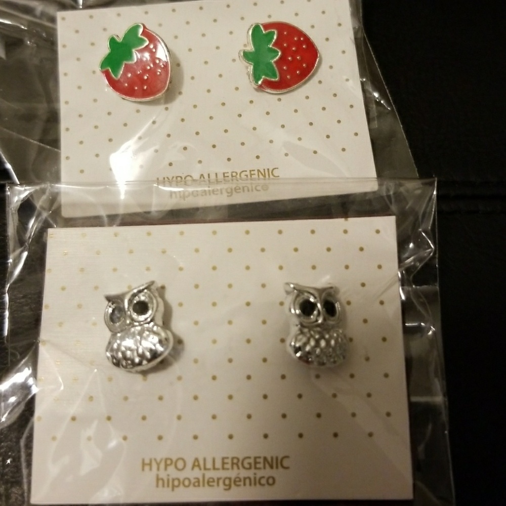 New  hypo allergenic Earrings
